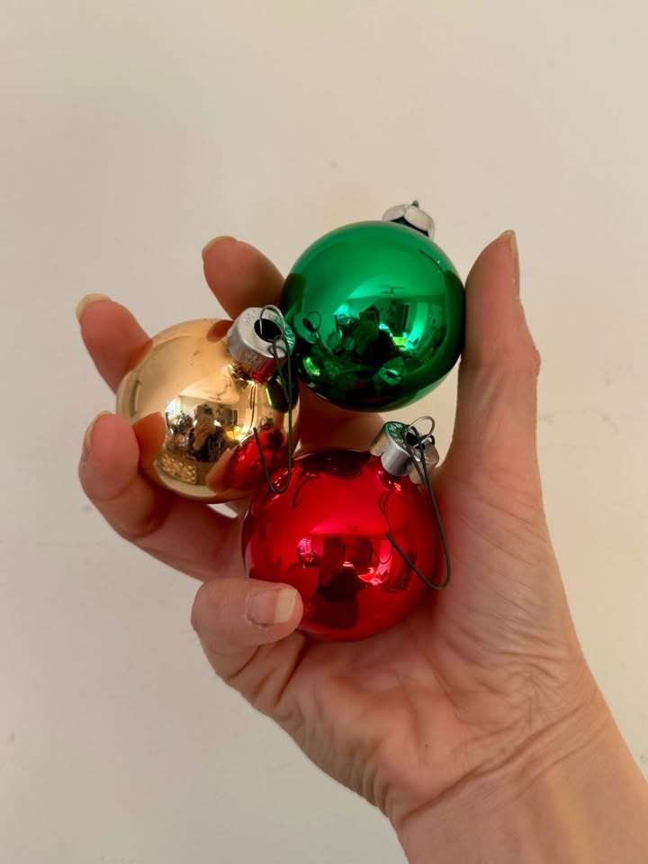 Alderbrook 1980s Glass Christmas Ornaments (Only Green Left) - photo 3