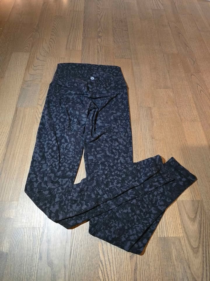 Lululemon Align Legging 28" (Black Leopard; Size 0) - photo 2