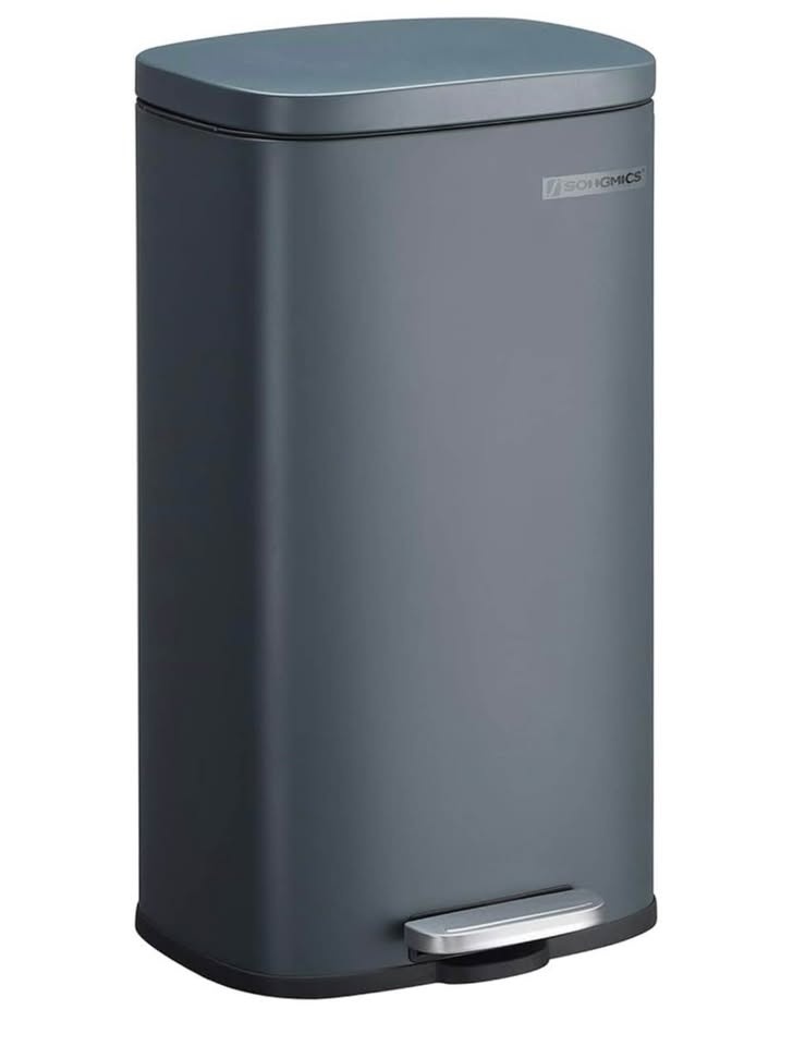 BRAND NEW SONGMICS 8-Gallon Trash Can + 30 Bags - photo 2