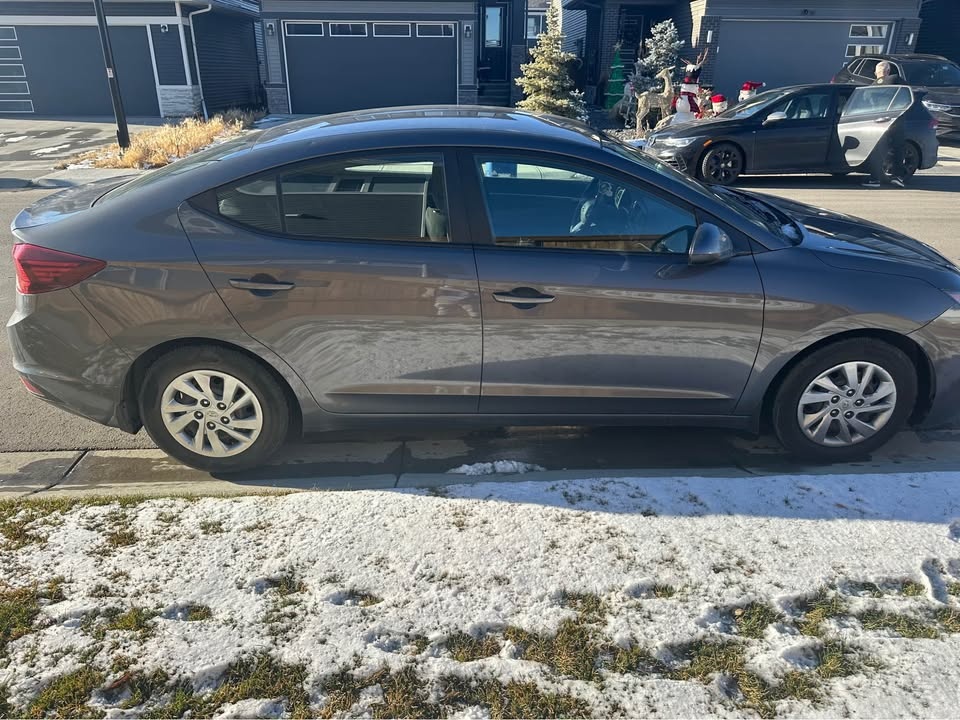 2019 Hyundai Elantra - photo 5