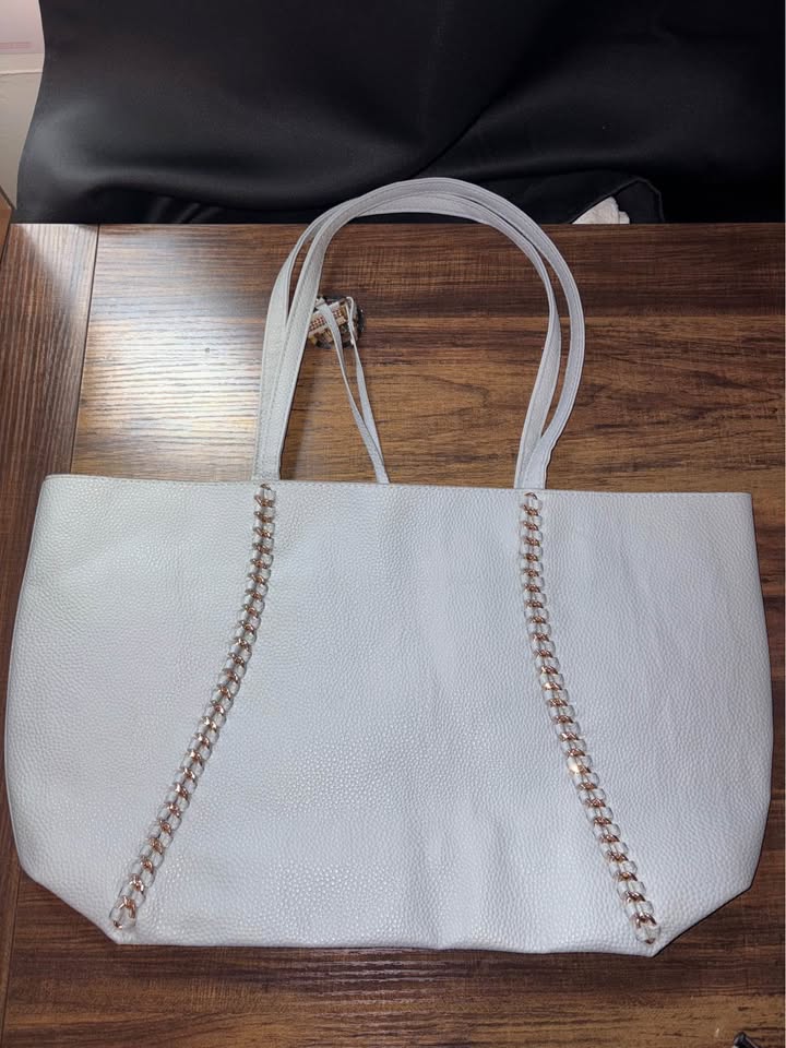 Badgley Mischka Tote - photo 3