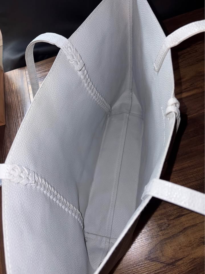 Badgley Mischka Tote - photo 5
