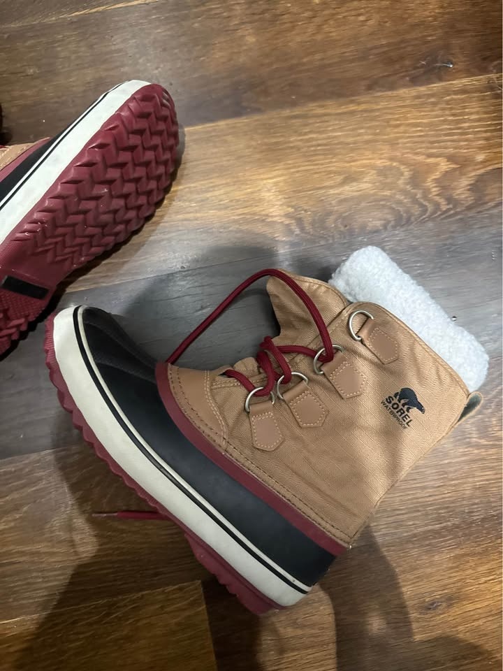 Sorel Winter Carnival Boots size 7 - photo 3
