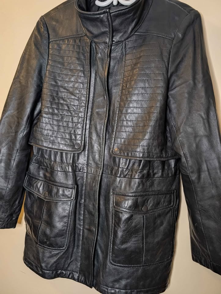 Danier Quilted Black Leather Field Jacket, Leather Jacket Size S - photo 3