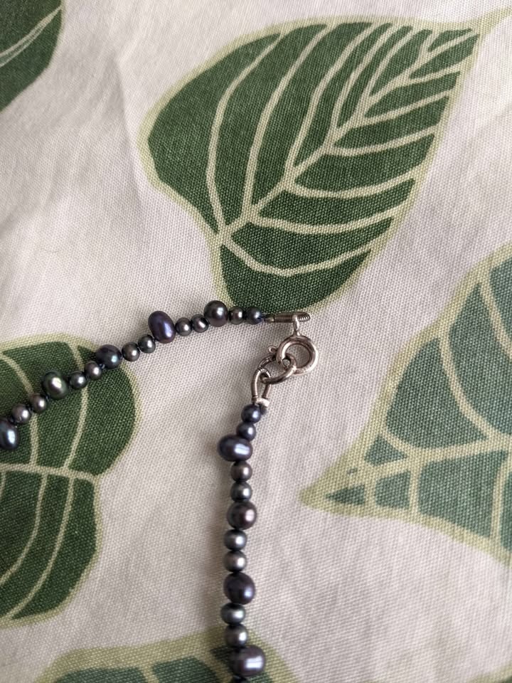Peacock pearl choker - photo 3
