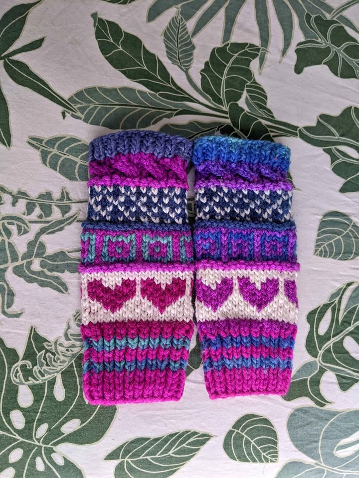 Hand knit fingerless gloves