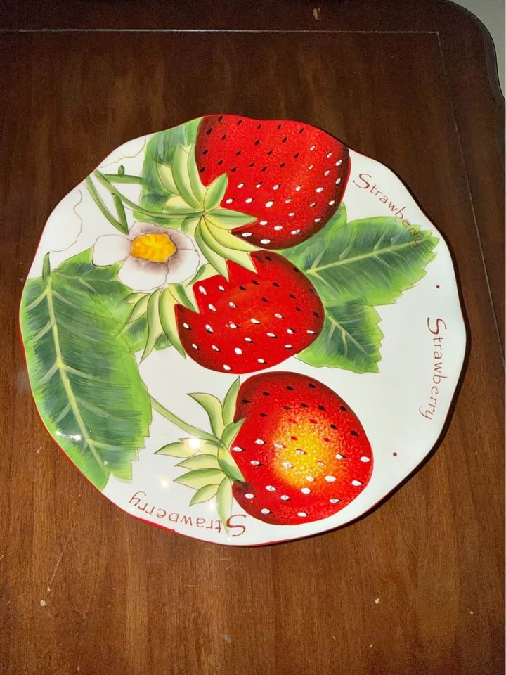 Pier 1 Strawberry Cake Stand