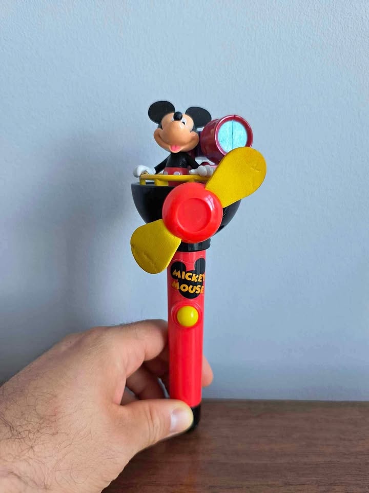 Disney Mickey Mouse Fan