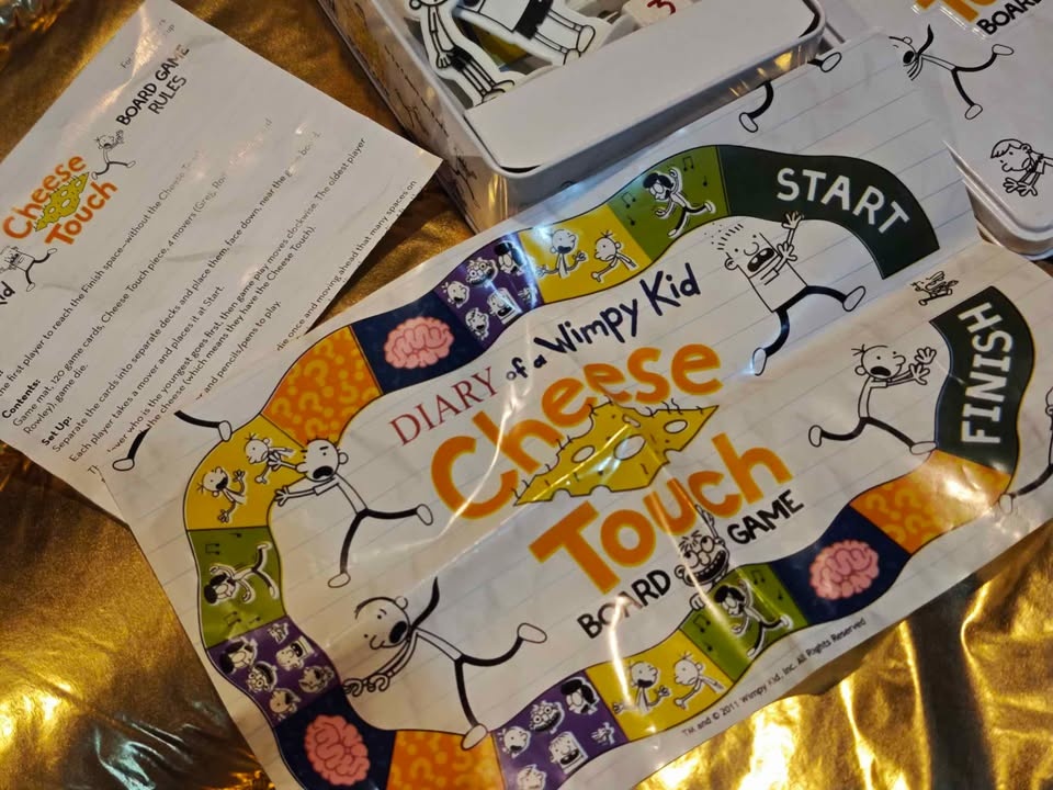 Diary Of A Wimpy Kid Cheese Touch Board Game - photo 2