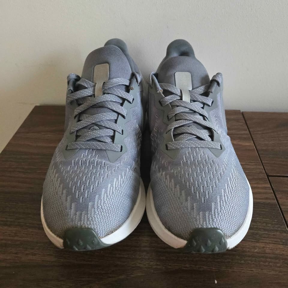 Nike Air Zoom Winflo 6 Running Shoes Womens Size 8.5 - photo 3