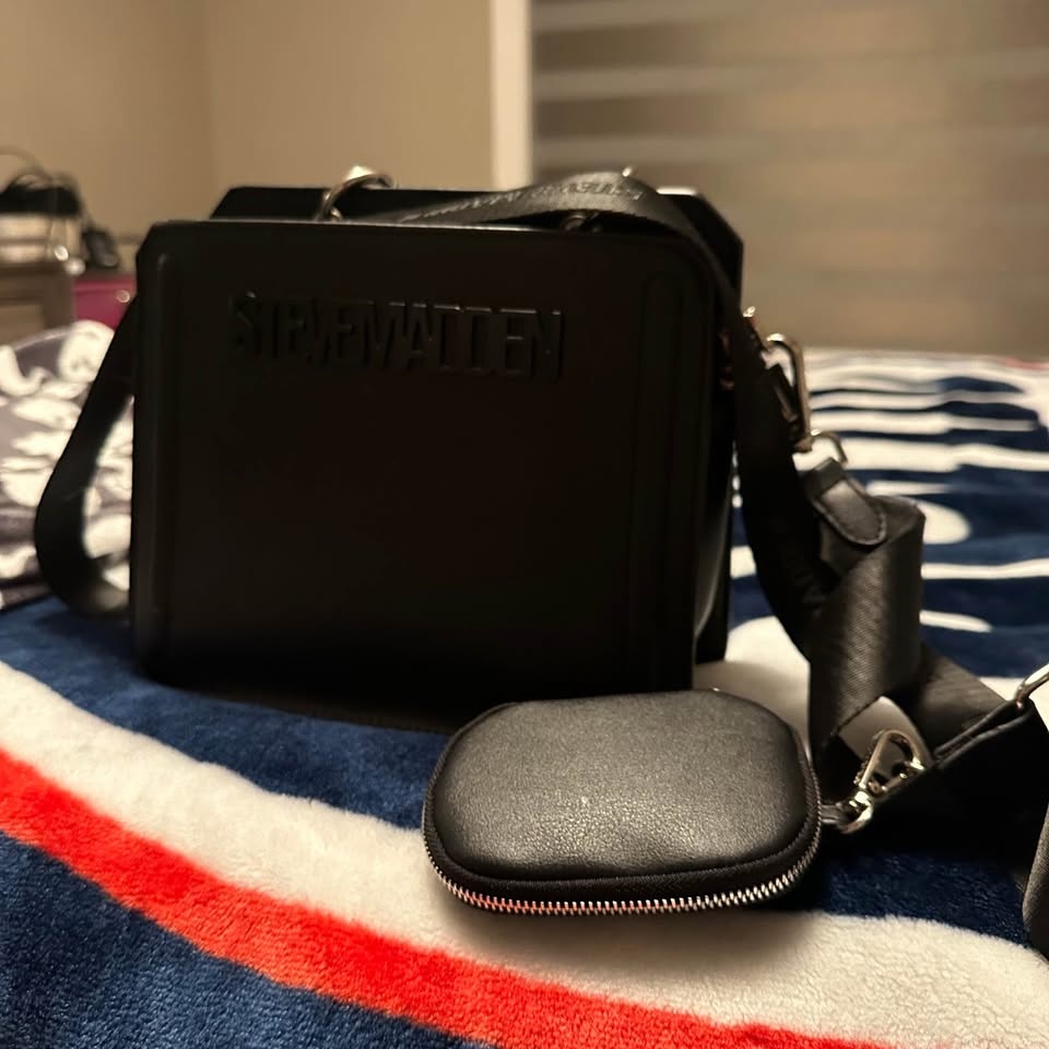 Steve Madden Crossbody Bag - photo 2