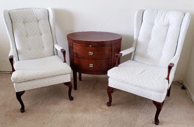 Pair of Queen Anne Armchairs, White