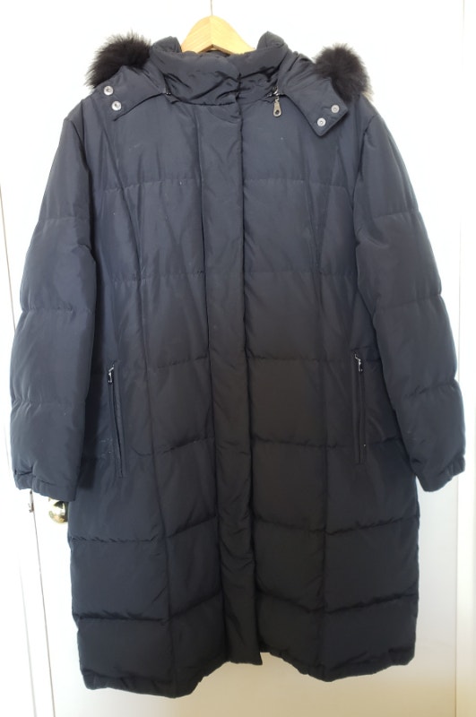 Excellent Condition Utex Design Quilted Puffer Coat, Black, L