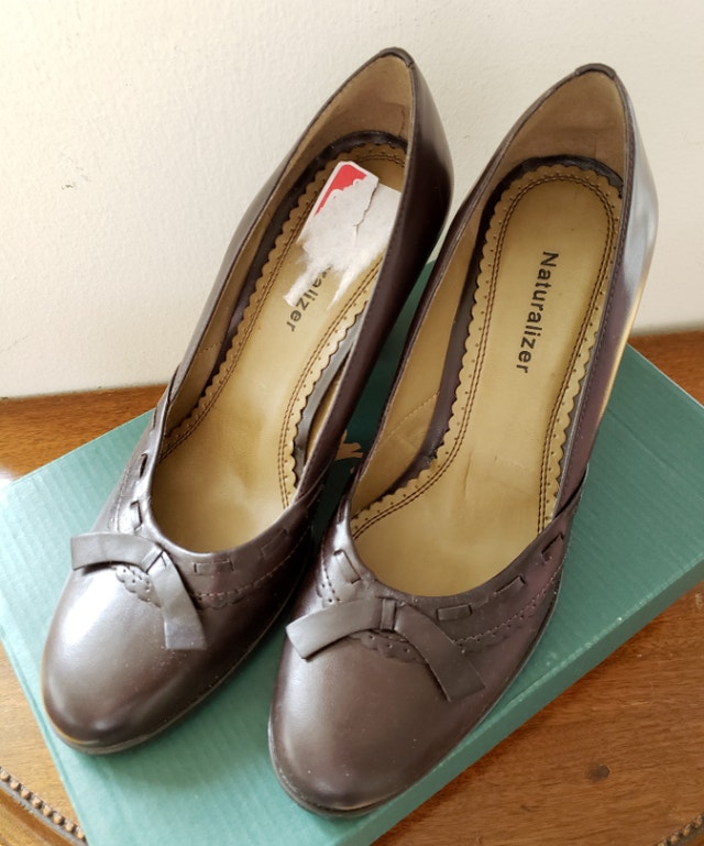 NEW Naturalizer Domani Leather Pumps, Brown, 7W - photo 2