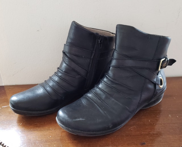 Naturalizer N5 Comfort Leather Ankle Boots, Black, 8M