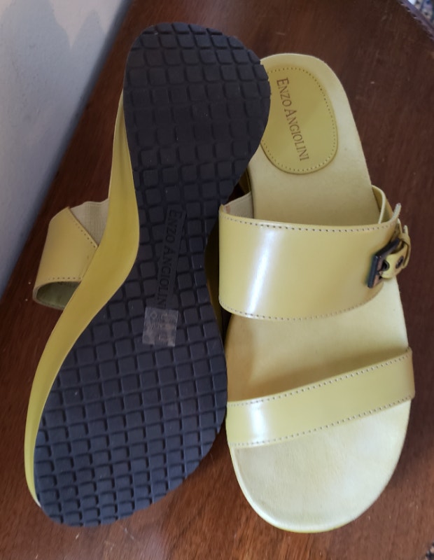 NEW Enzo Angiolini Leather Sandals, Pale Yellow-Lime, 7M - photo 3