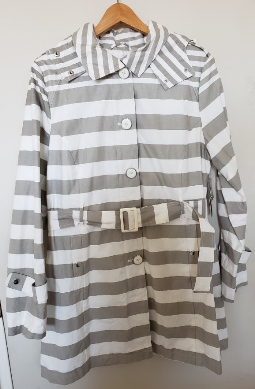 NEW w Tags Striped Rain coat, Cream/Taupe, L