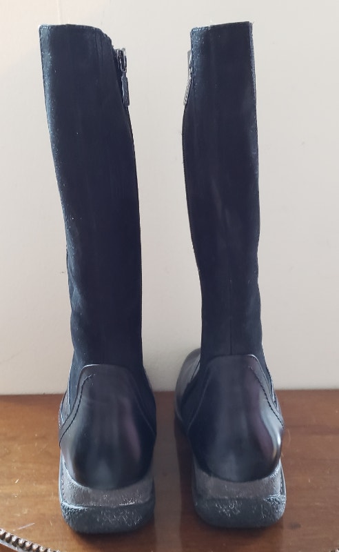 Like NEW in Box Blondo Leather Winter Calf Boots, Black, 8M - photo 2