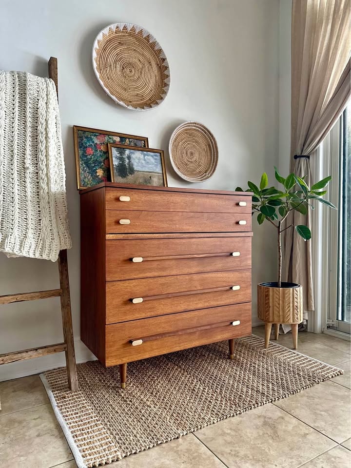 Fully Restored MCM Peppler Dresser