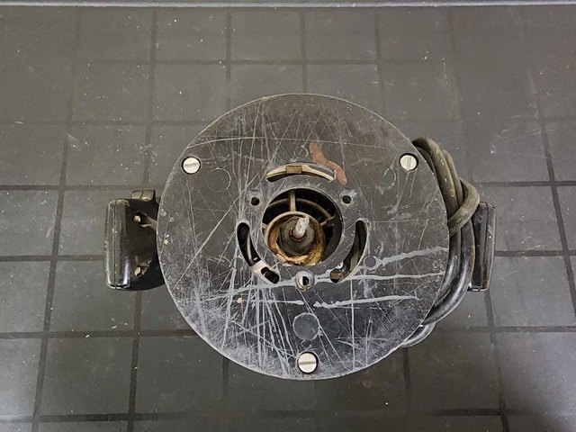 Sears "Craftsman" Double Insulated Router, GUC, $50 - photo 4