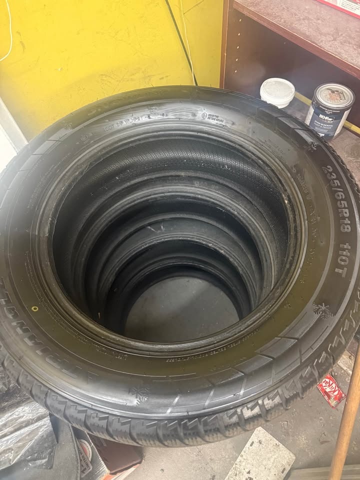 235/65/18 Triangle Snowlink Snow Tires 80% Tread - photo 2