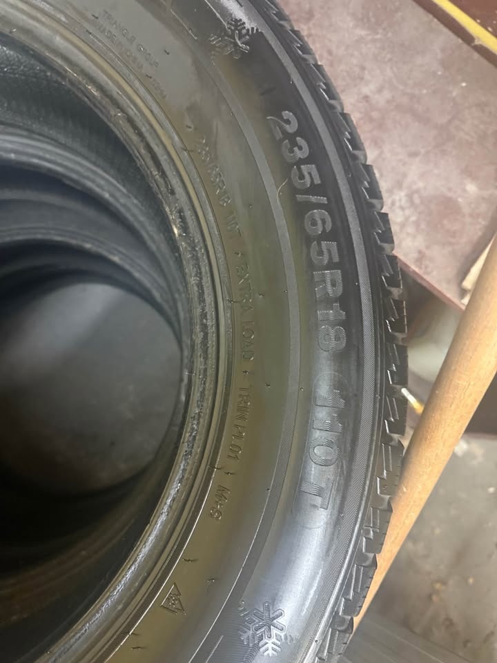 235/65/18 Triangle Snowlink Snow Tires 80% Tread - photo 4