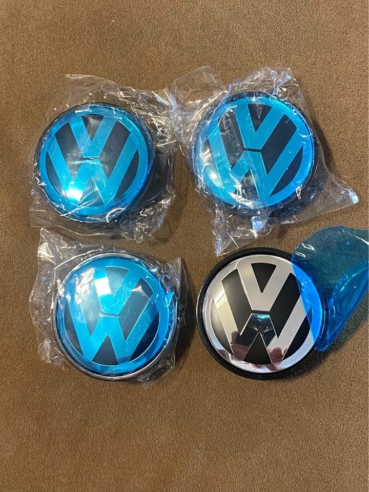 Volkswagen center caps - photo 3