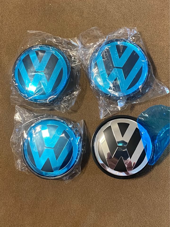 Volkswagen center caps - photo 4
