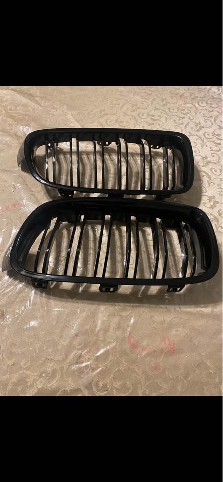 BMW front grill - photo 3