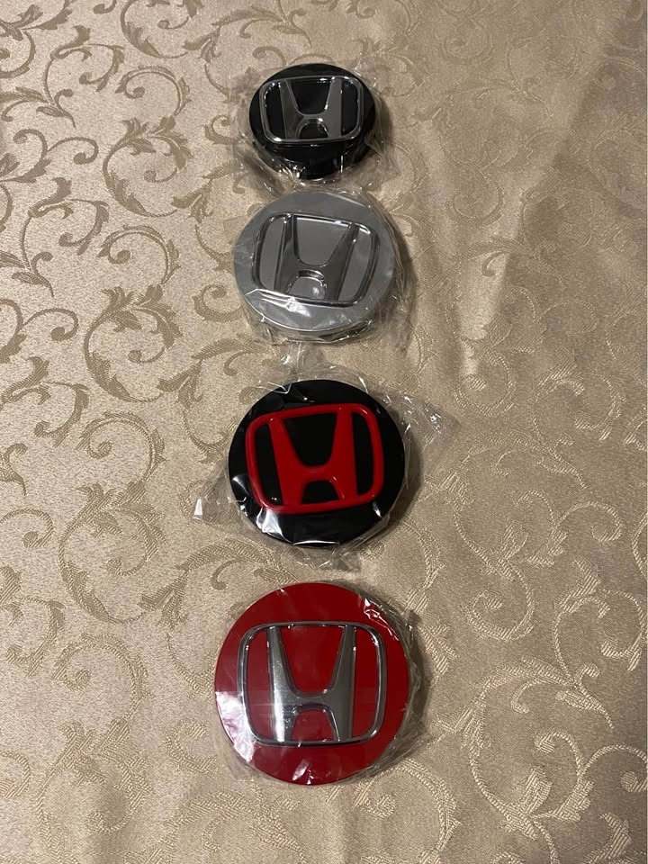 Honda center caps - photo 2