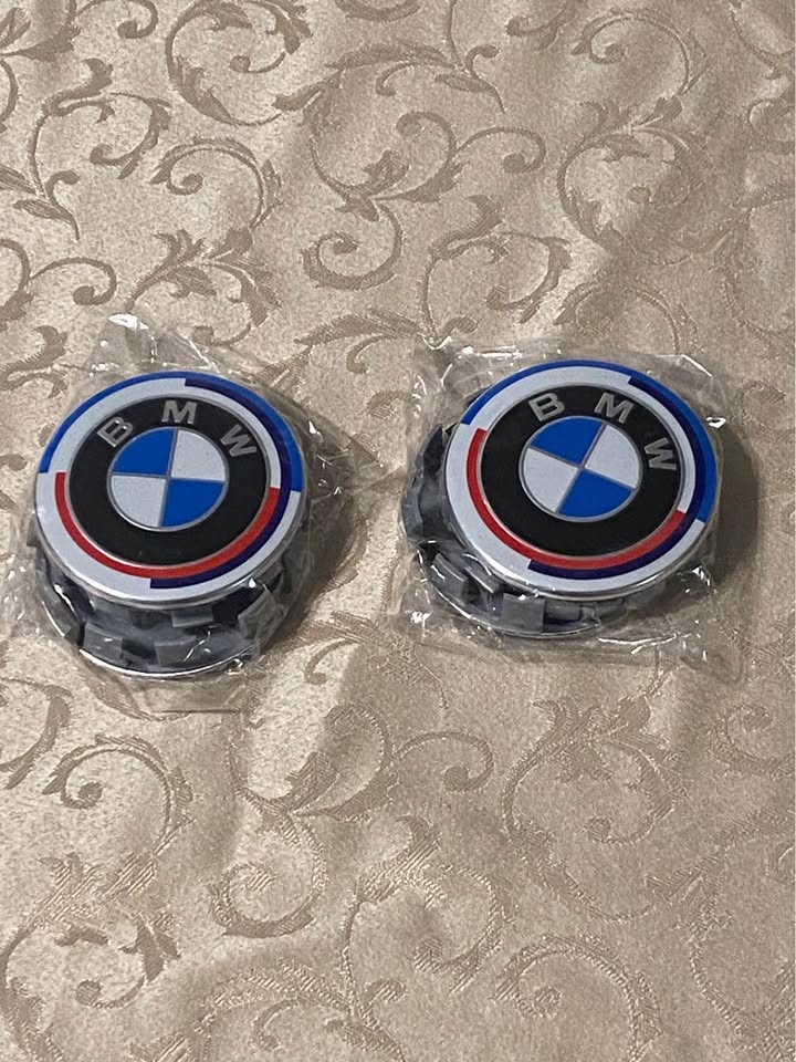 Bmw center caps - photo 4