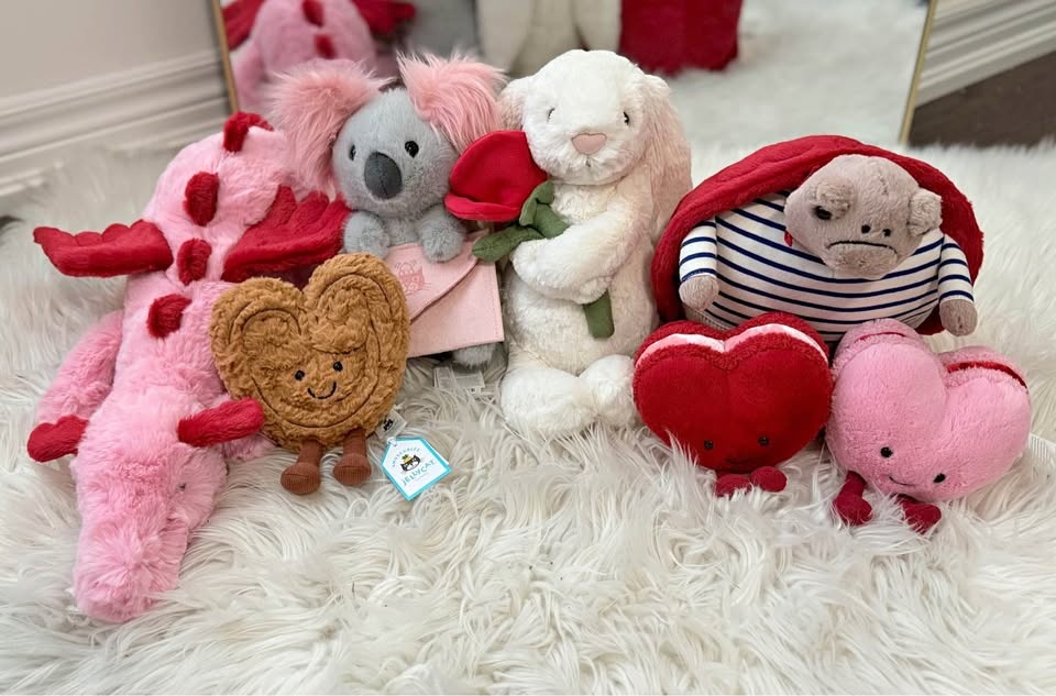 ✨ RARE Valentine’s Collection Jellycats READY FOR PICKUP
