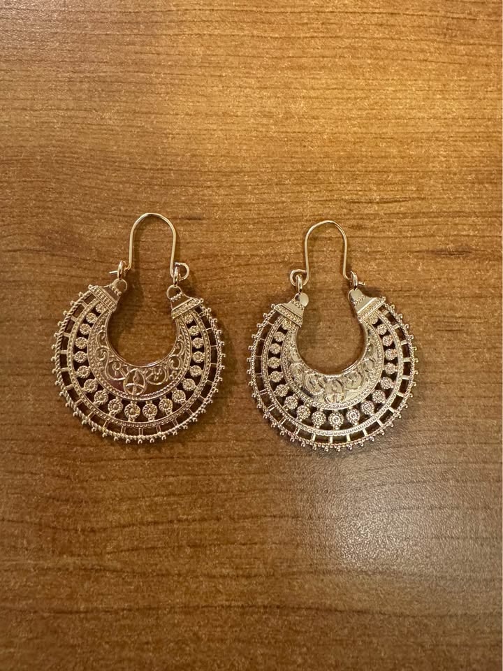 BRAND NEW SHEIN Assorted Summer and Gold Earrings - photo 4