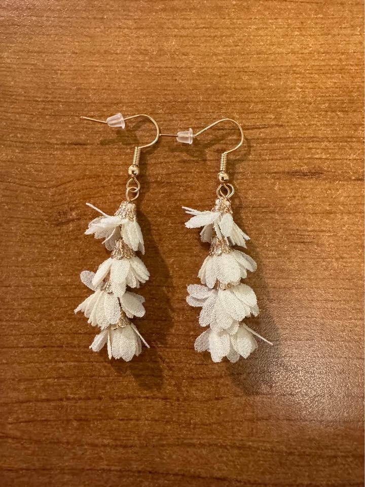 BRAND NEW SHEIN Assorted Summer and Gold Earrings - photo 5