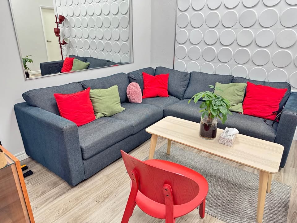 Finnala Love Seat