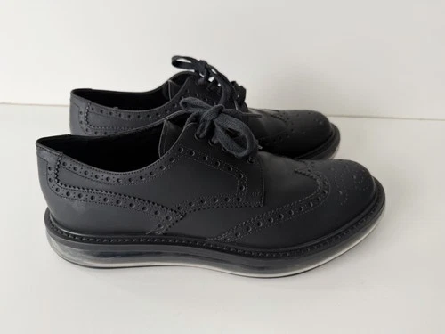 Prada Classic Black Lace-Up Brogues Size 7 - photo 2