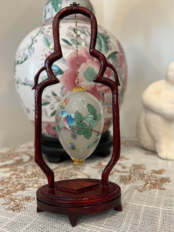 Chinese Inside-Painted Glass Egg Ornament - photo 3