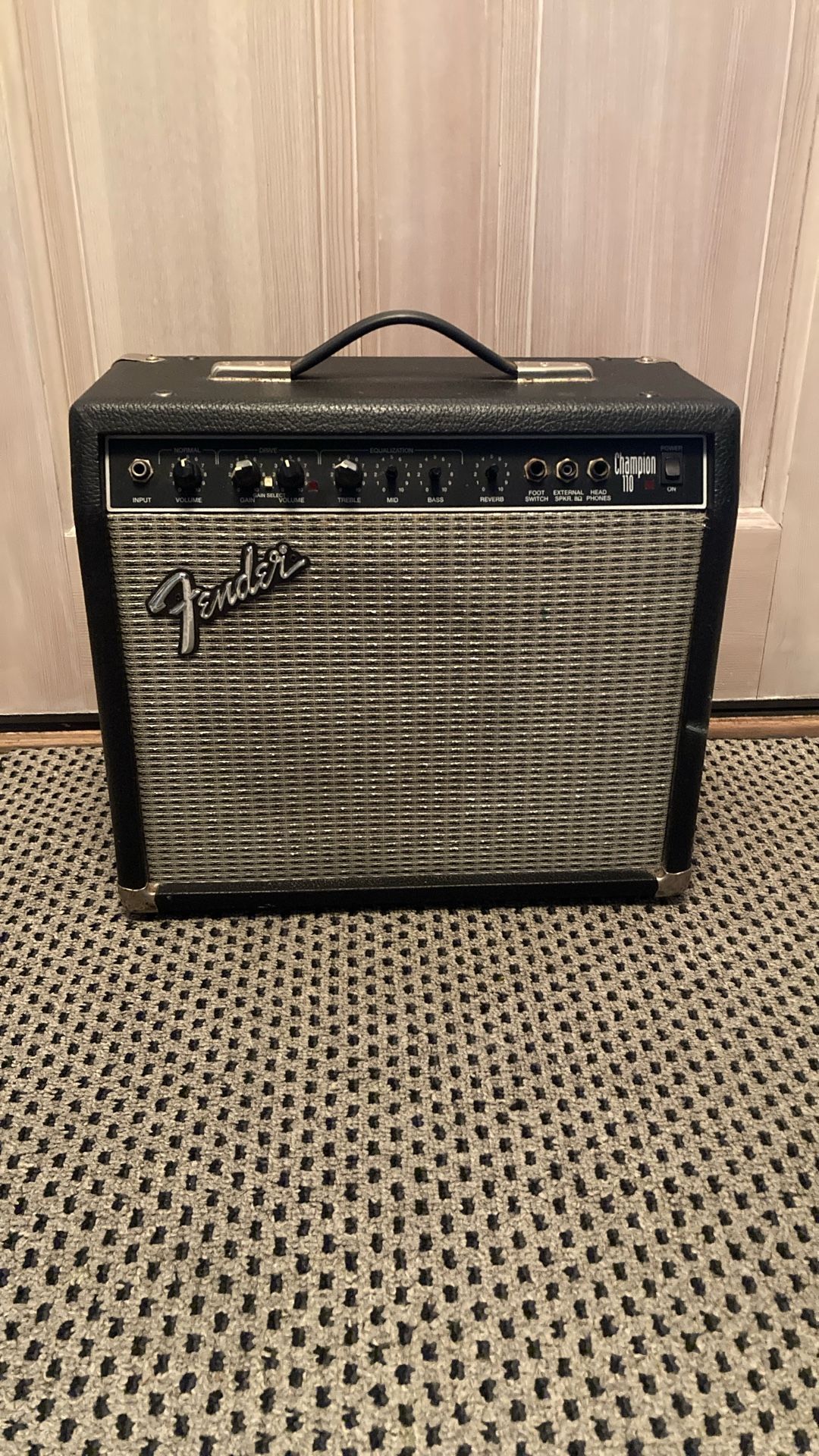 Fender Champion 110 Guitar Combo Amp - Vintage