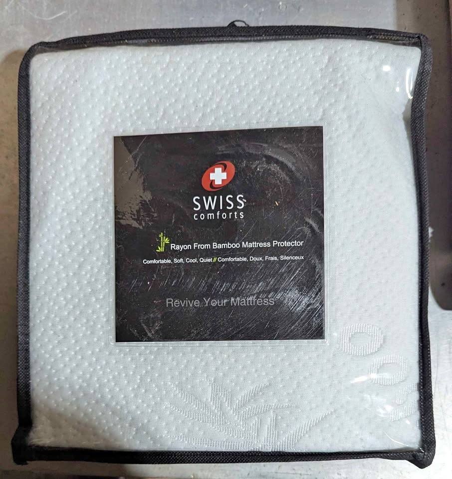 Swiss Comforts Twin Rayon from Bamboo Matress Protector