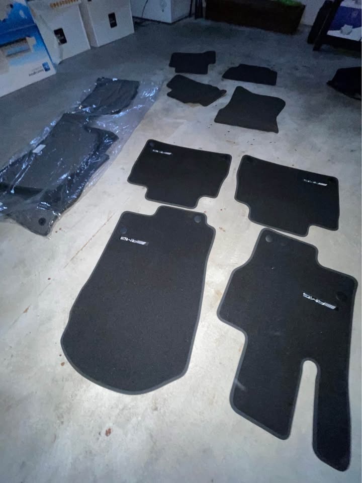 Amg floor mats - photo 2