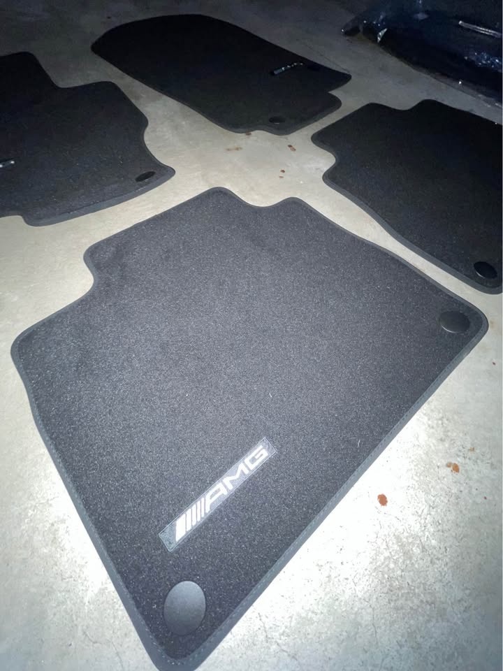 Amg floor mats - photo 3