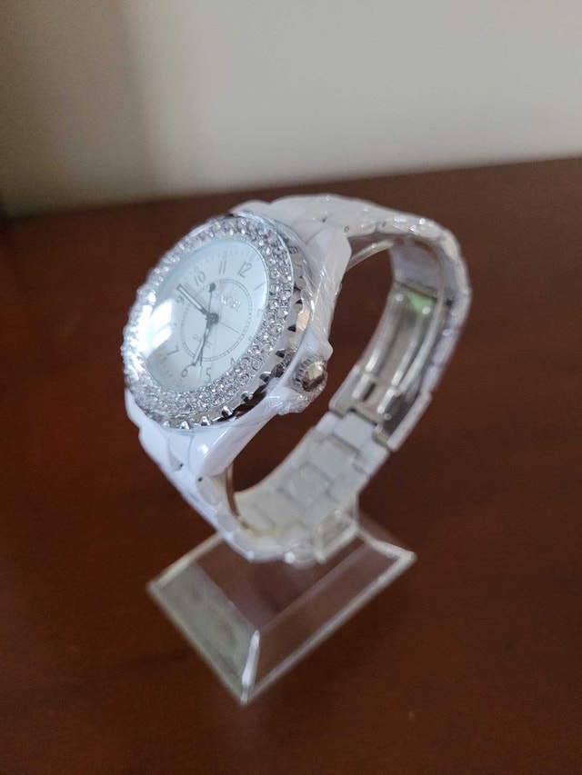 Women's White Sinobi Fashion Watch - photo 2
