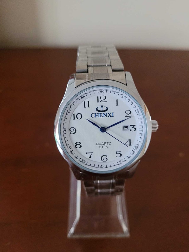 Chenxi Silver and White Quartz Men's Watch