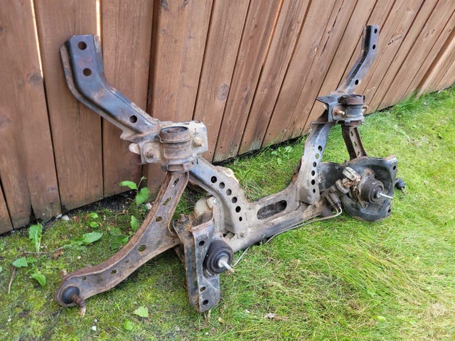 2006 Ford Mustang Sub Frame