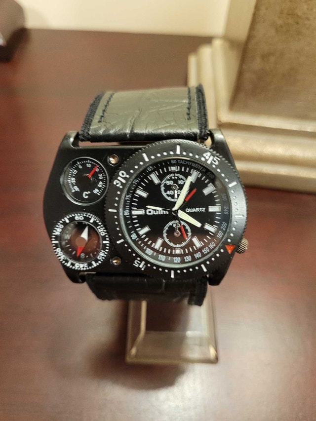 Brand New Oulm Black Multi-Dial Men's Watch