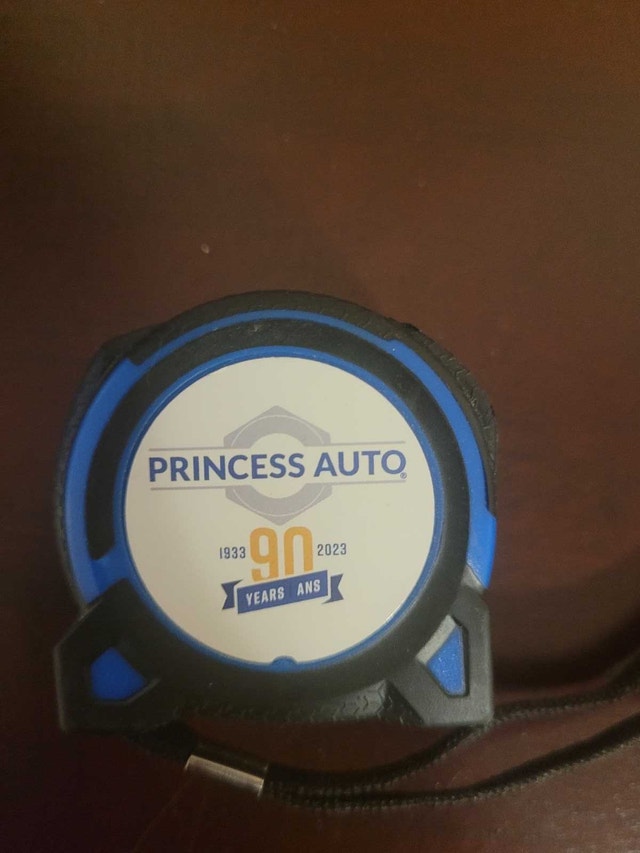 New Small Princess Auto 12' Limited Edition Tape Measure Tool - photo 2