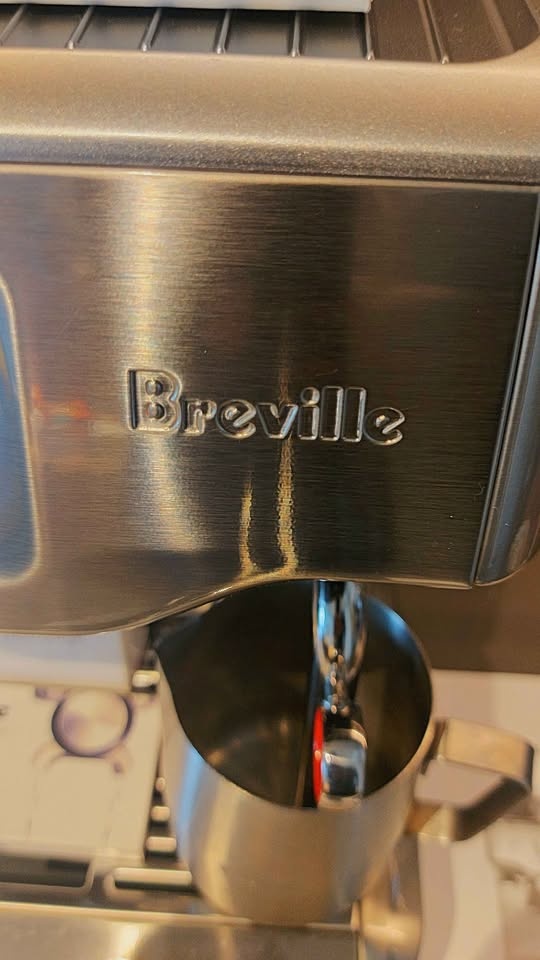 Breville Barista Touch Screen Espresso Machine - Like NEW!!! - photo 2
