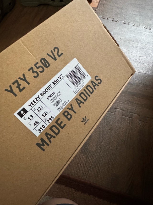 bnew YEEZY BOOST 350 V2 size13 $200 obo - photo 5