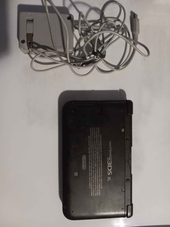 3DS XL w/ charger - photo 2