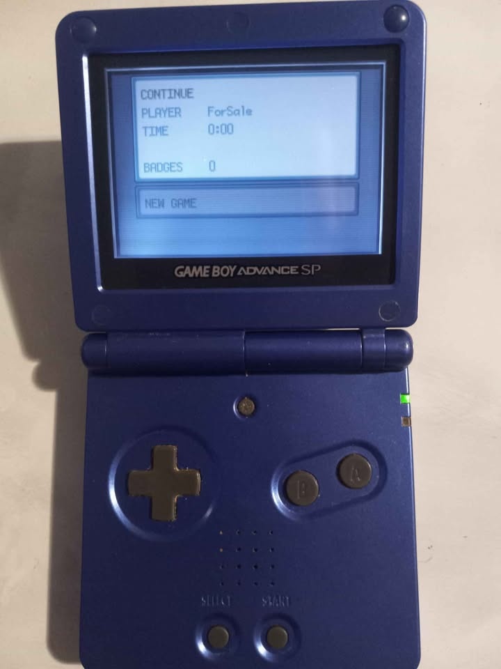 Gameboy Advanced SP Pokemon Fire Red and Emerald - photo 4
